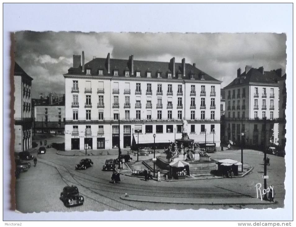 NANTES - Place ROYALE - Nantes