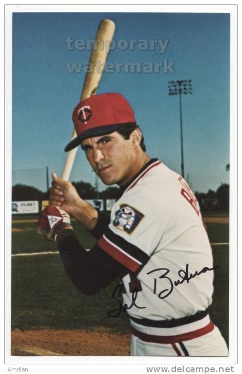 BASEBALL -1980 MINNESOTA TWINS - SAL BUTERA, CATCHER - 1980s Vintage Postcard - Honkbal