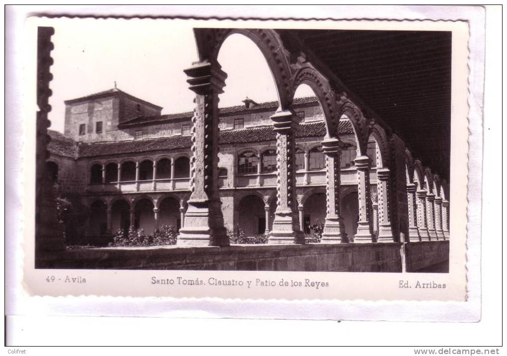 Castilla Y Leon           Avila        Santo Tomas. Claustro Y Patio De Los Reyes - Ávila