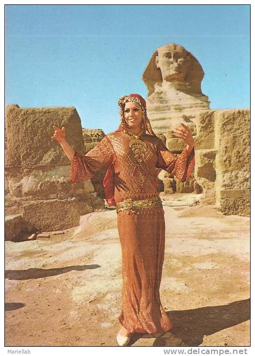 COSTUMI, THE BALLERINA  FARIDA FAHMY AT THE SPHINX OF GIZA ,La Ballerina Di Farida Fahmy AL Sfinge Di Giza-D73-FG - Danze