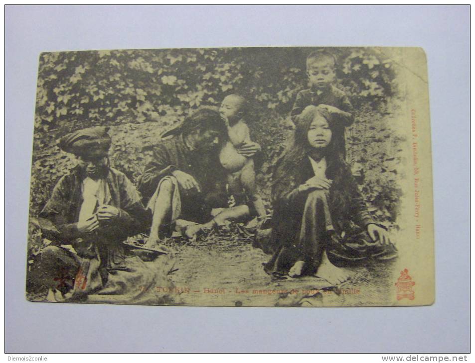 Carte Postale -   TONKIN - Hanoi - Les Mangeurs De Poux En Famille (2/282) - Autres & Non Classés