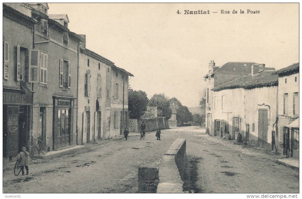 CPA  (87)  NANTIAT  /  Rue De La Poste  - - Nantiat