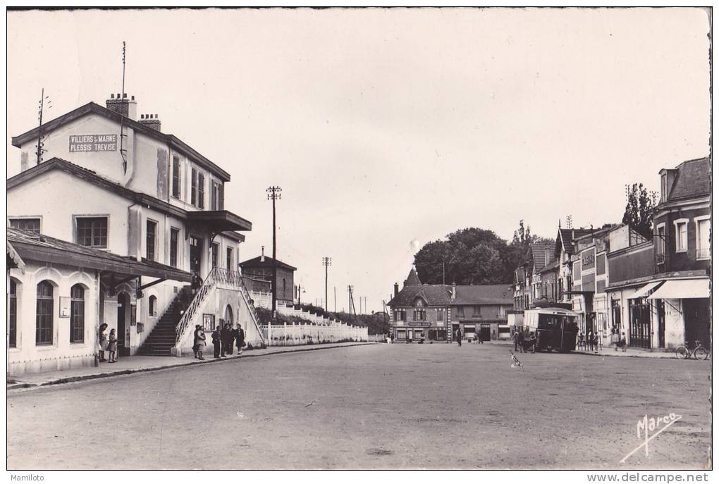 VILLIERS SUR MARNE " Place De La Gare " N0 3 - Villiers Sur Marne