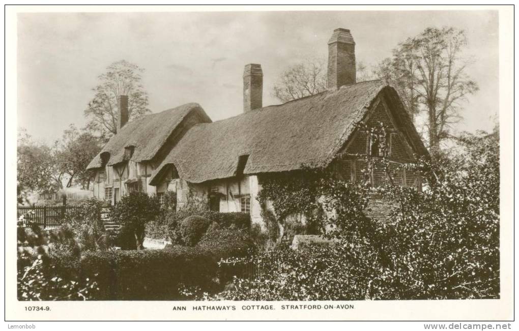 UK, United Kingdom, Ann Hathaway's Cottage, Stratford-on-Avon Unused Postcard [P7504] - Stratford Upon Avon