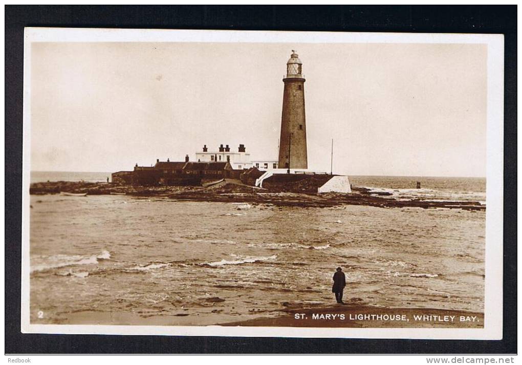 RB 778 -  Super Real Photo Postcard - St Mary's Lighthouse Whitley Bay Northumberland - Lighthouses
