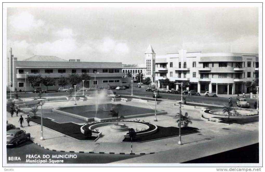 Beira - Praça Do Municipio - Mozambique