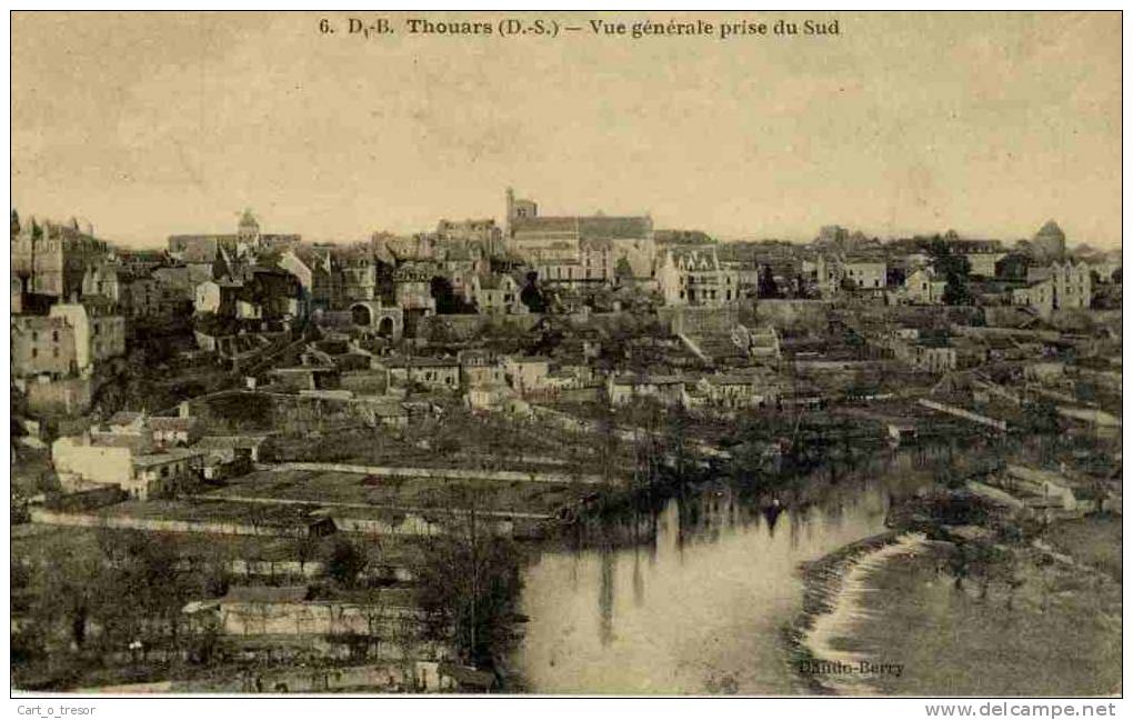 CPA 79 THOUARS. VUE GENERALE PRISE DU SUD - Thouars