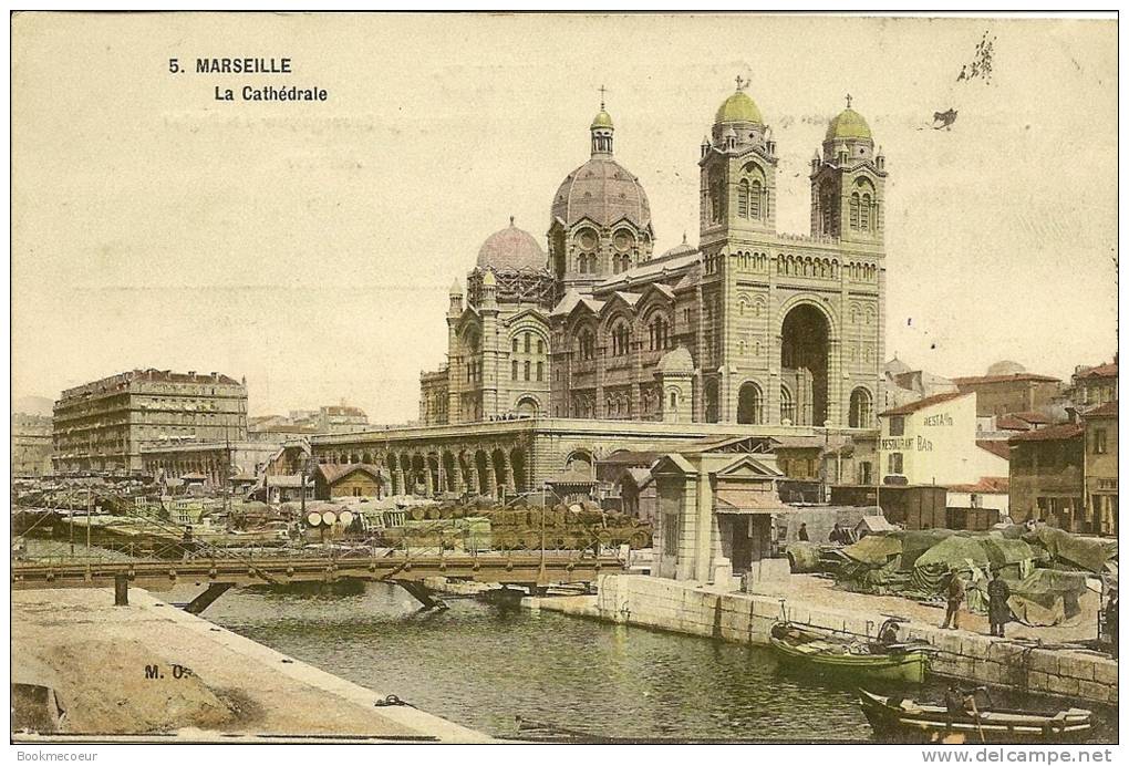 13  MARSEILLE  LA CATHEDRALE     5 - Monuments