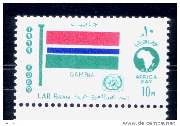 EGYPT / 1969 / AFRICAN TOURIST DAY / FLAG / GAMBIA / MNH / VF . - Nuevos