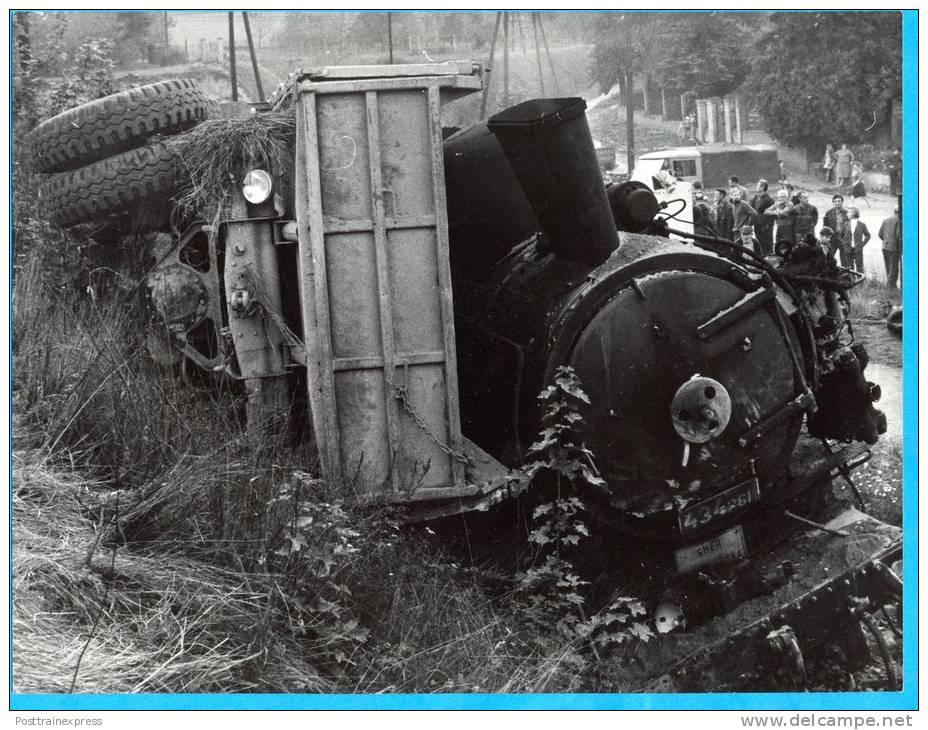 Czeh R.-the Railway Crash With "Tatra 138" Locomotive- 1968. 18X24cm. - Trains