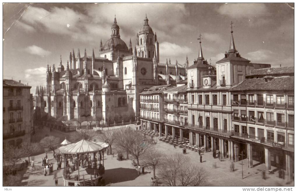 Plaza Del General Franco - Segovia