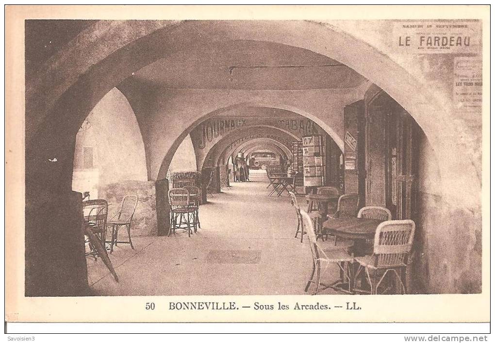 BONNEVILLE - Sous Les Arcades - Bonneville