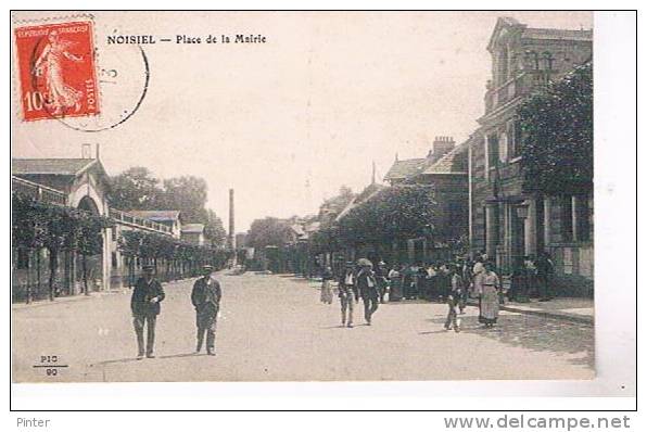 NOISIEL - Place De La Mairie - Noisiel