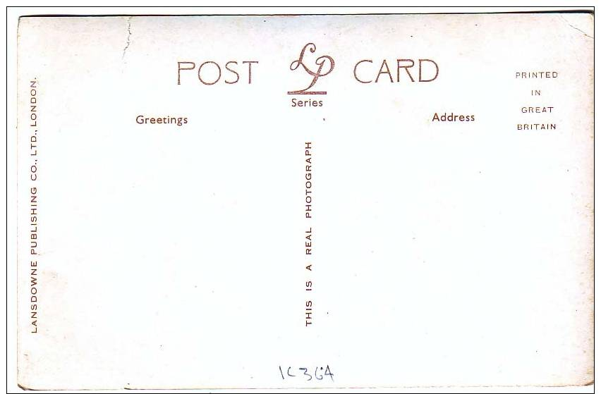 Unused Post Card, United Kingdom, Kings Road &, West Pier. Brighton                K364-a - Brighton