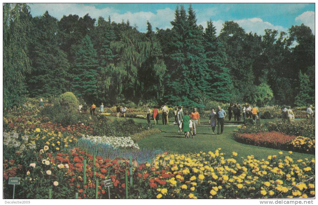 ZS9997 English Gardens Assiniboine Park Winnipeg Manitoba Used Perfect Shape - Winnipeg