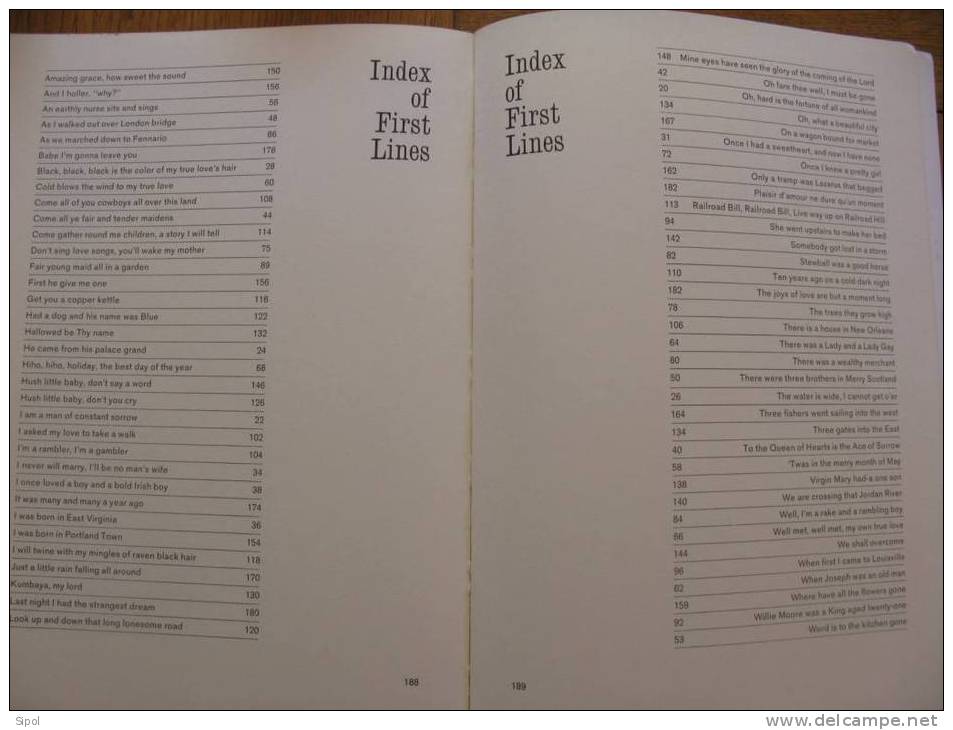 The Joan Baez Songbook  Ryerson Music Publishers Inc.N.Y  Paroles Et Musique - 1972 - 183 Pages - Musica Popolare
