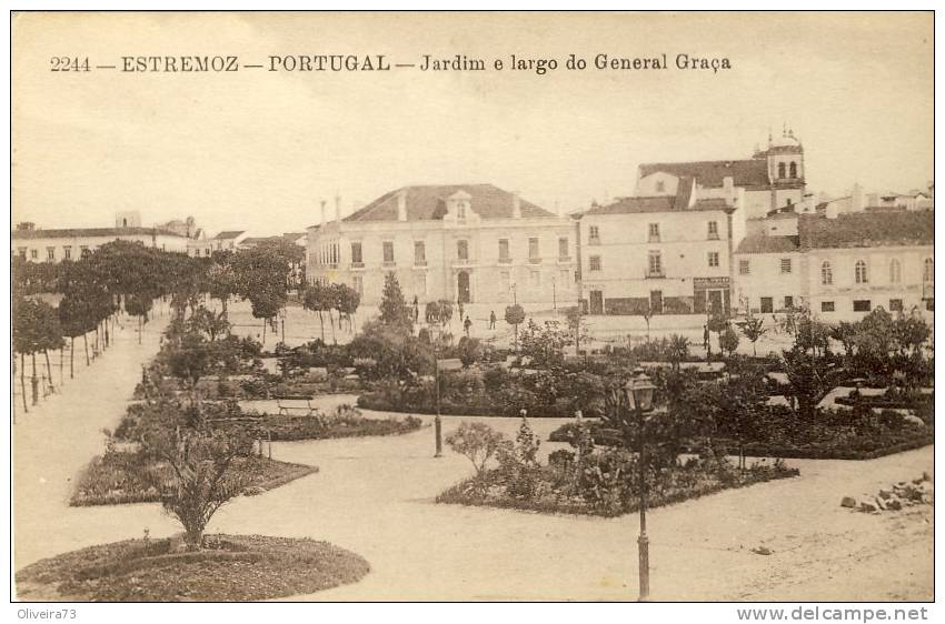 Estremoz - Jardim E Largo Do General Graça - Evora