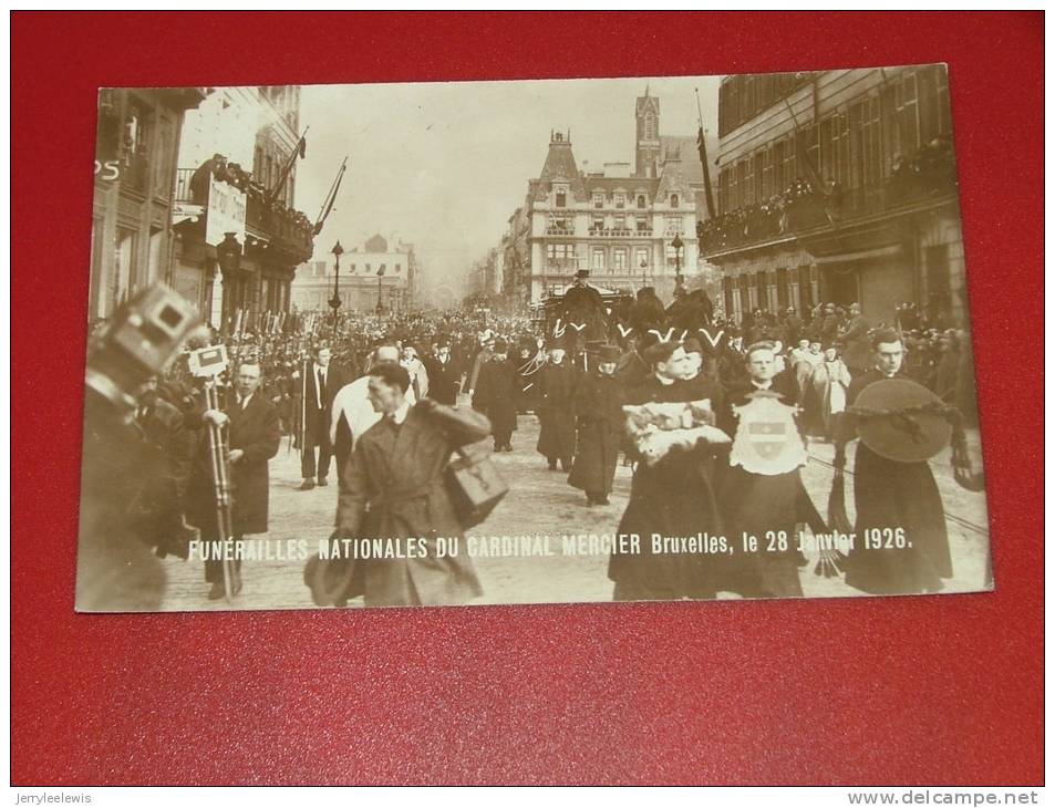 Bruxelles -  Funérailles Nationales Du Cardinal Mercier Le 28 Janvier 1926       - ( 2 Scans ) - Famous People