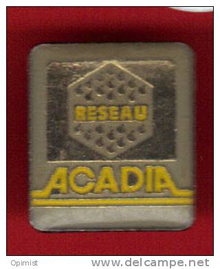 18670-reseau Acadia..informatique. - Informatique