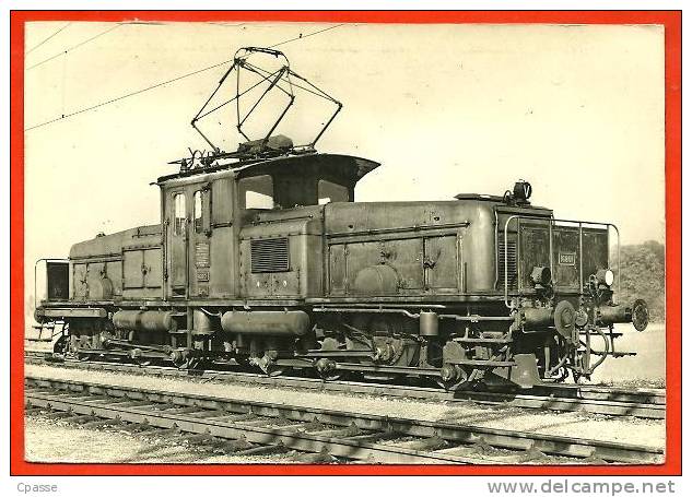 CPSM Locomotive Pour Le Service De La Manoeuvre De Gros Tonnage (Suisse ?) Train Chemin De Fer - Treni