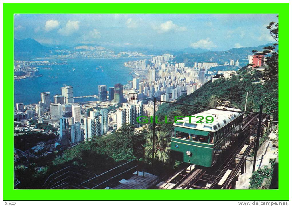 HONG KONG, CHINA - A PEAK TRAM CLIMBING THE HIGHEST PEAK ON HONG KONG ISLAND - - - Chine (Hong Kong)