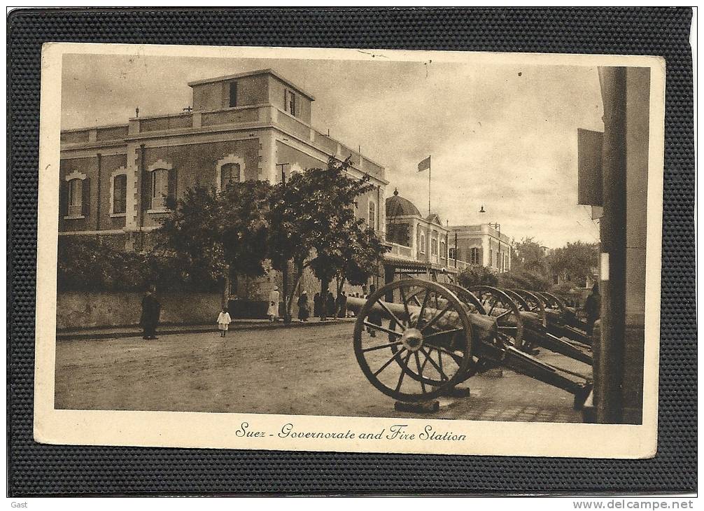 SUEZ      GOVERNORADE  AND  FIRE   STATION - Autres & Non Classés