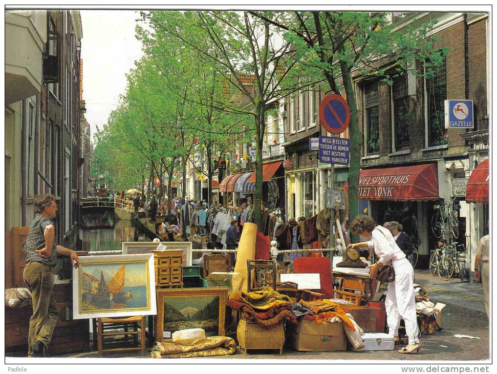 Carte Postale Pays-Bas  Delft  Marché Aux Puces  Brocante Trés Beau Plan - Delft