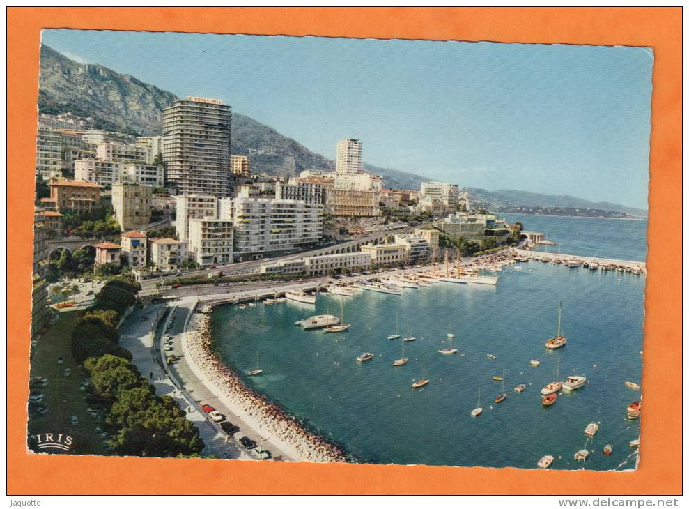 MONACO - Le Port Et Vue D´ensemble De Monte Carlo Au Loin Le Cap Martin Et L´Italie Circulé 1966 - Harbor