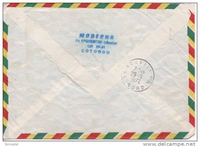 LETTRE RECOMMANDER POUR ROUBAIX FRANCE DE COTONOU  LE 24/5/1972 TARIF 140 F  TIMBRES A 70 F CAVALIER BARIBA - Storia Postale