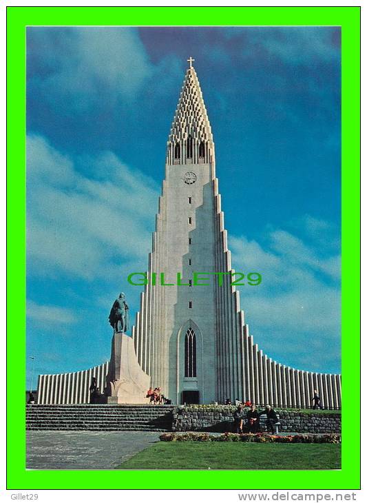 REYKJAVIK, ICELAND - THE STEEPLE OF HALLGRIMSKIRKJA - - IJsland