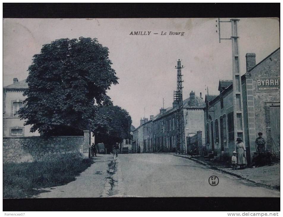 AMILLY (Loiret) - Le Bourg - Animée - Pub "BYRRH, Vin Tonique" - Voyagée Le 12 Juillet 1932 - Cliché TOP ! - Amilly