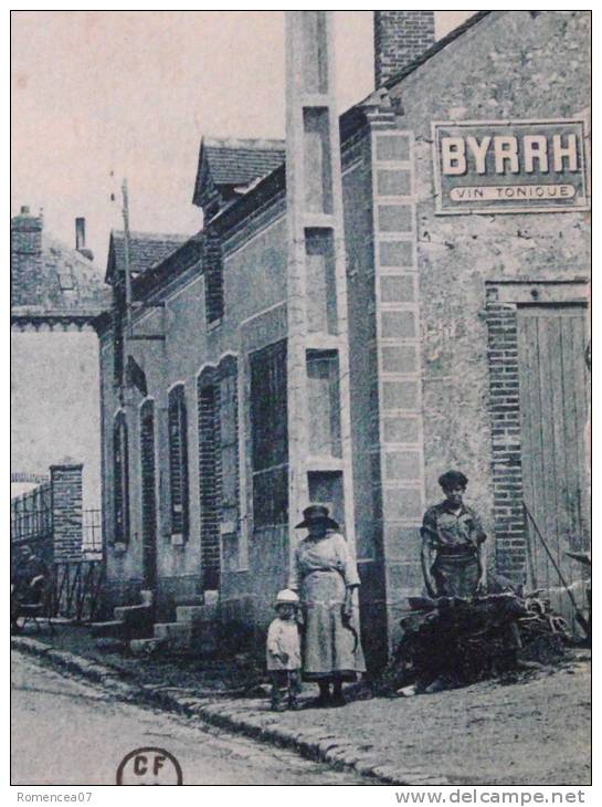 AMILLY (Loiret) - Le Bourg - Animée - Pub "BYRRH, Vin Tonique" - Voyagée Le 12 Juillet 1932 - Cliché TOP ! - Amilly