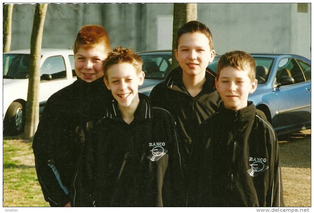 EQUIPE MINIMES GARCONS DE LA LIGUE NORD-PAS DE CALAIS DE TENNIS DE TABLE FEVRIER 2004 - Tafeltennis