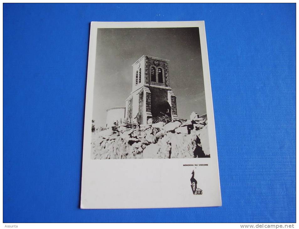 Eglise De Vassieux En Vercors Dans La Drôme, Bombardée Par Les Allemands : 2ème Guerre 1939 1945 . FFI Vercors - Otros & Sin Clasificación