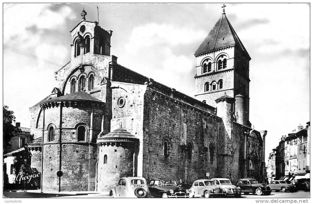 31 SAINT GAUDENS LA COLLEGIALE AVEC  CITROEN 2CV ET RENAULT 4CV - Saint Gaudens