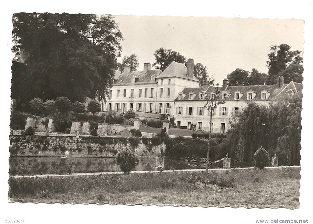 Guerville (78) : Le Château De Goussonville Maison De Santé Médicale En 1950. - Guerville