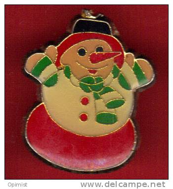 19028-.sapin..noel.neige. Fete.pere  Noel.bonhomme De Neige. - Kerstmis