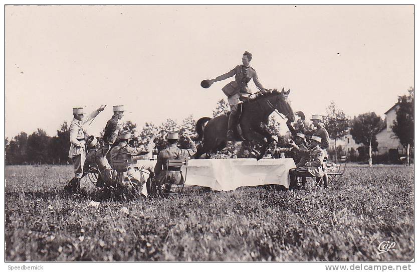 18771 SAUMUR Ecole De Cavalerie - Le Saut De La Table; CAP 152 . France - Hippisme