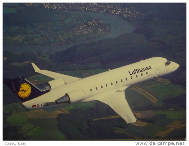 135  LUFTHANSA AIRLINES AVION   POSTCARD   OTHERS SIMILAR IN MY STORE - 1946-....: Moderne