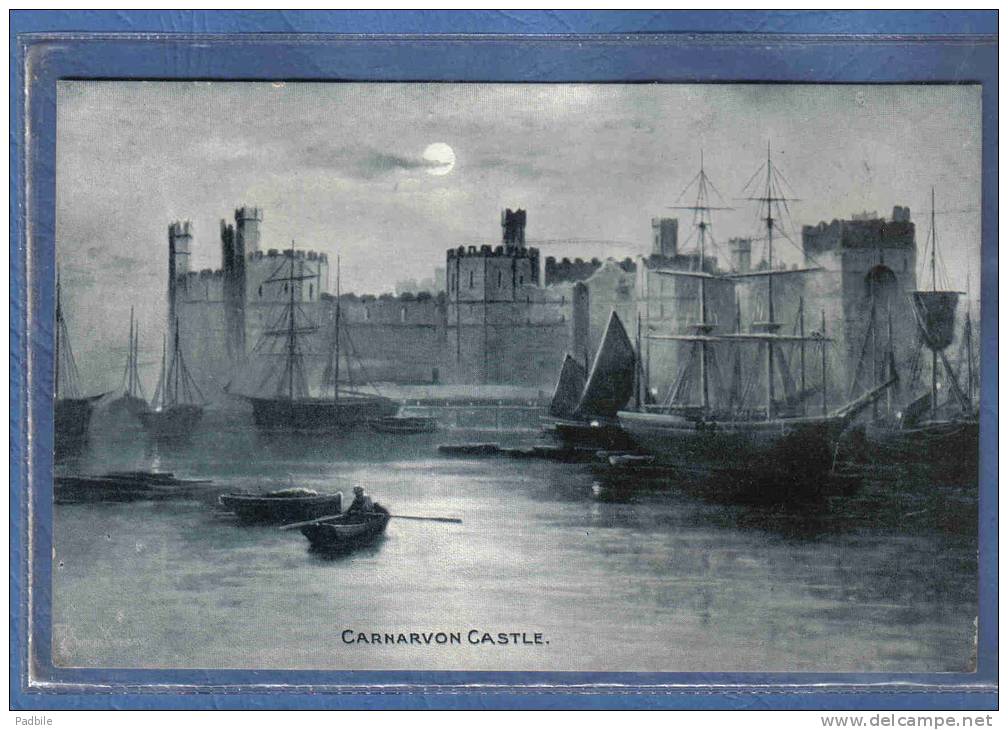 Carte Postale Pays De Galles  Carnarvon Castle  Trés Beau Plan - Caernarvonshire