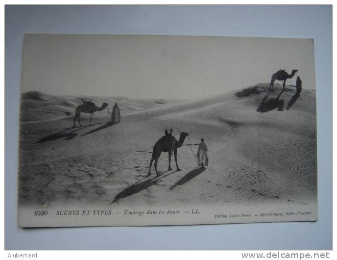 Touaregs Dans Les Dunes - Non Classés