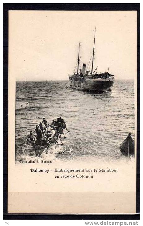 Dahomey - Embarquement Sur Le Stamboul En Rade De Cotonou - Dahomey