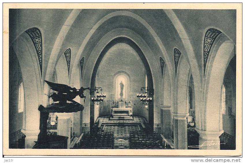 L700_4276 - Cours - L'Eglise Restaurée (1932) - Autres & Non Classés