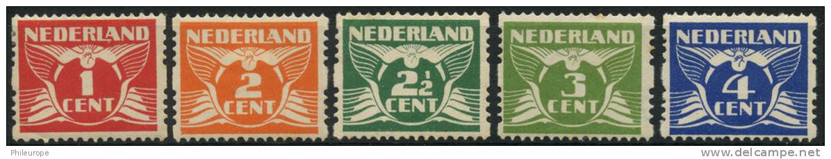 Pays-Bas (1924-1927) N 133 à 137  * (charniere) - Ohne Zuordnung