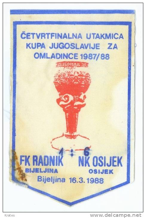 Sports Flags - Soccer, Bosnia, FK  Radnik - Bijeljina - Habillement, Souvenirs & Autres