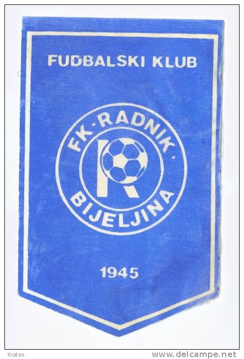 Sports Flags - Soccer, Bosnia, FK  Radnik - Bijeljina - Bekleidung, Souvenirs Und Sonstige
