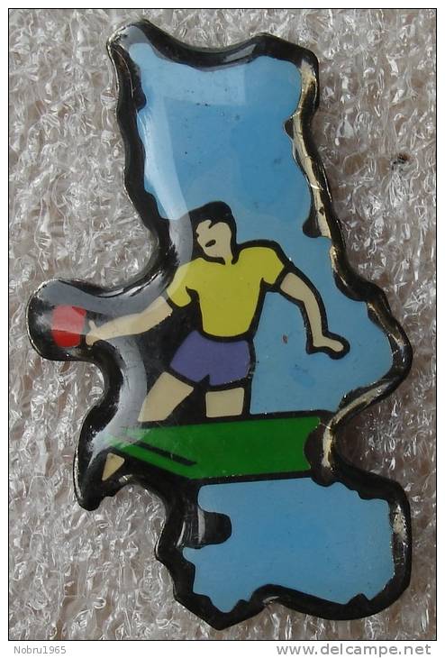 Pin´s Tennis De Table Département La Manche 50.carte Découpée - Tenis De Mesa