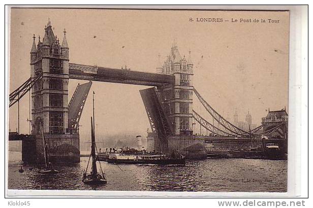 Angleterre - LONDRES - Le Pont Et La Tour - Animé 2 Bateaux à Vapeur Sous Le Pont - CPA Cliché Peu Courant - River Thames