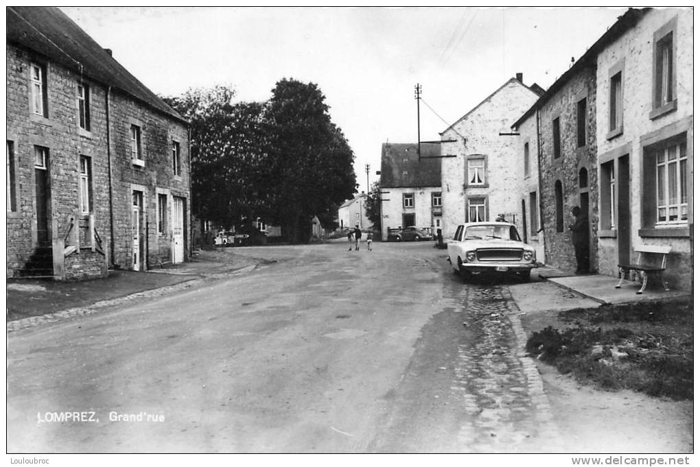 LOMPREZ GRAND'RUE AVEC VIEILLE AUTO - Wellin