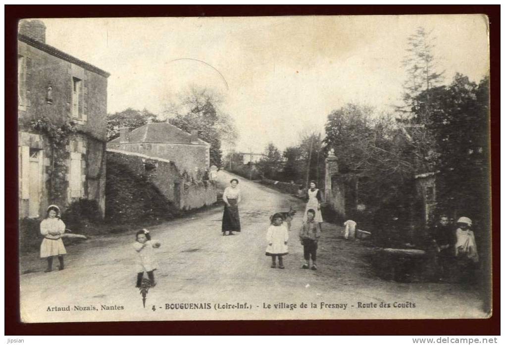 Cpa  Du 44  Bouguenais Le Village De La Fresnay  Route De Couëts NW34 - Bouguenais